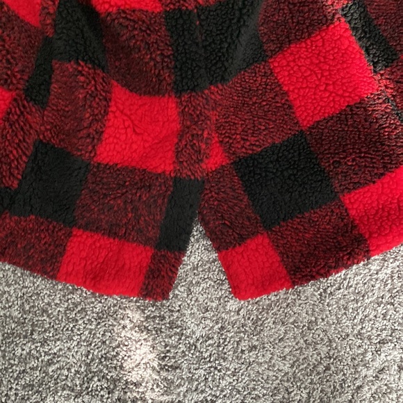 ❤️Sold❤️ Old Navy Buffalo Print Peacoat❤️ - Picture 6 of 7